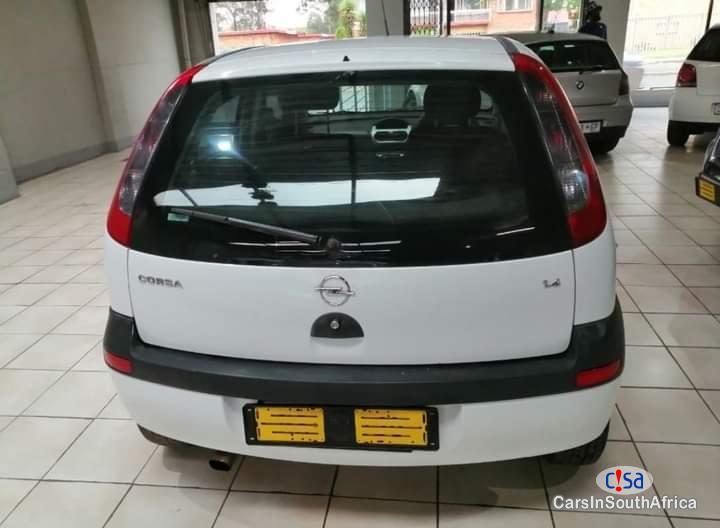 Opel Corsa Manual 2007 - image 3