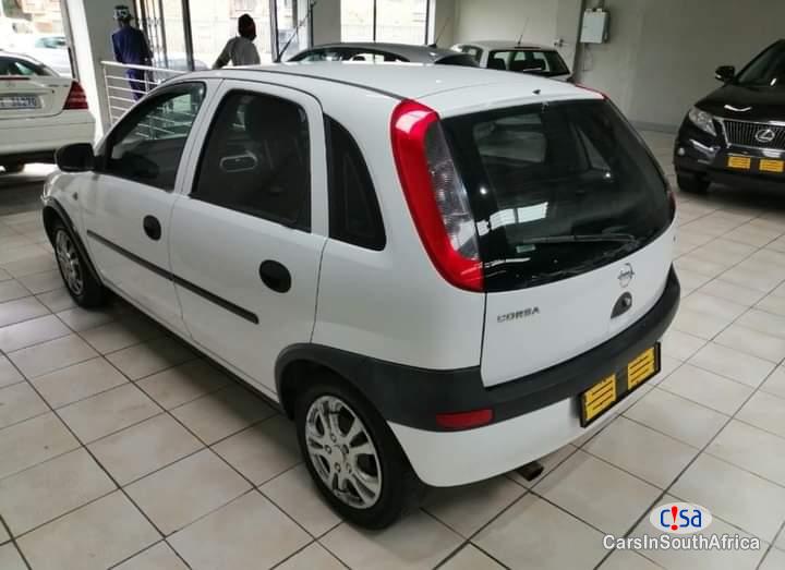 Opel Corsa Manual 2007 - image 6