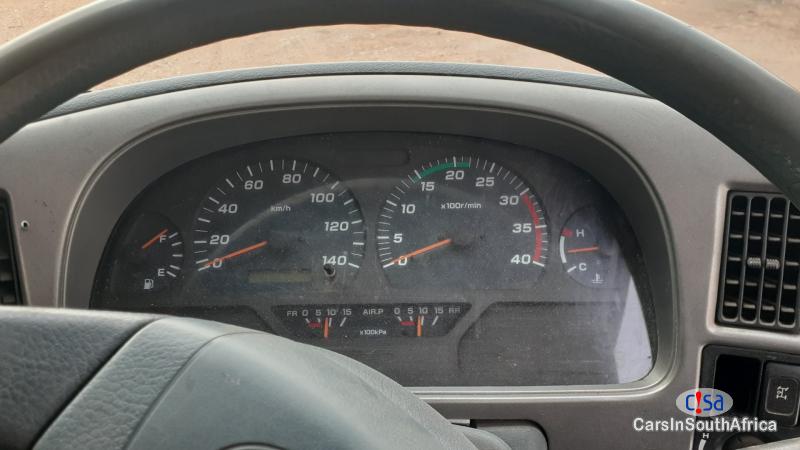 Nissan Other 5.2 Manual 2012 - image 13