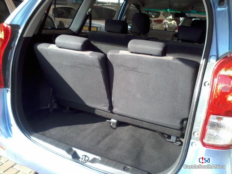 Toyota Avanza 1.5 Manual 2015 - image 4
