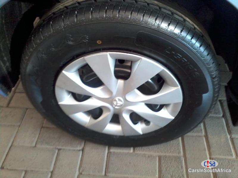 Picture of Toyota Avanza 1.5 Manual 2015 in Limpopo