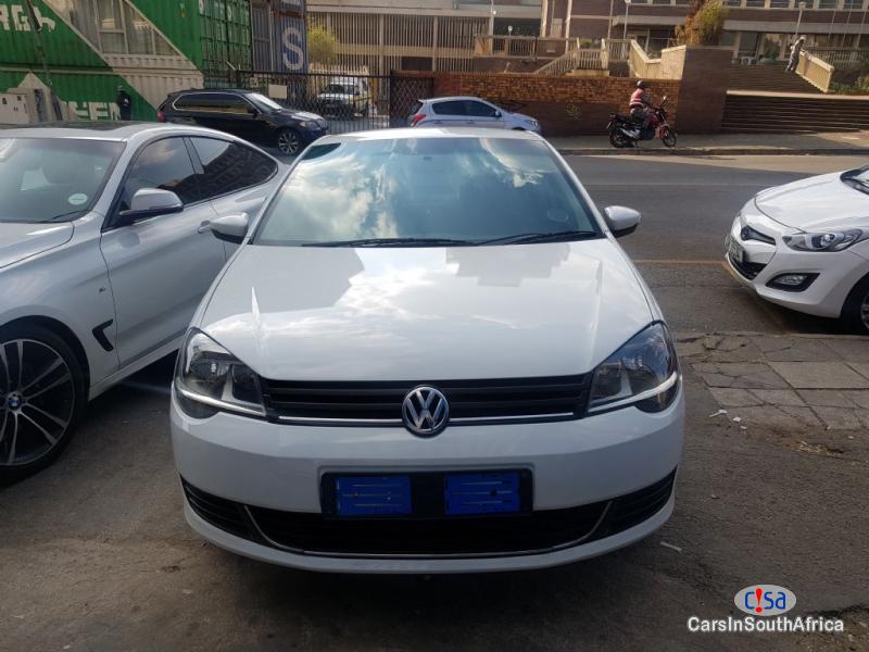 Volkswagen Polo 1.6 Manual 2016 - image 1