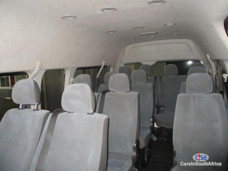 Toyota Quantum 2.5 Manual 2016 - image 4