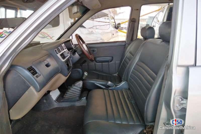 Toyota Condor 2000 Manual 2001 - image 6