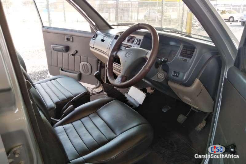 Toyota Condor 2000 Manual 2001 - image 7