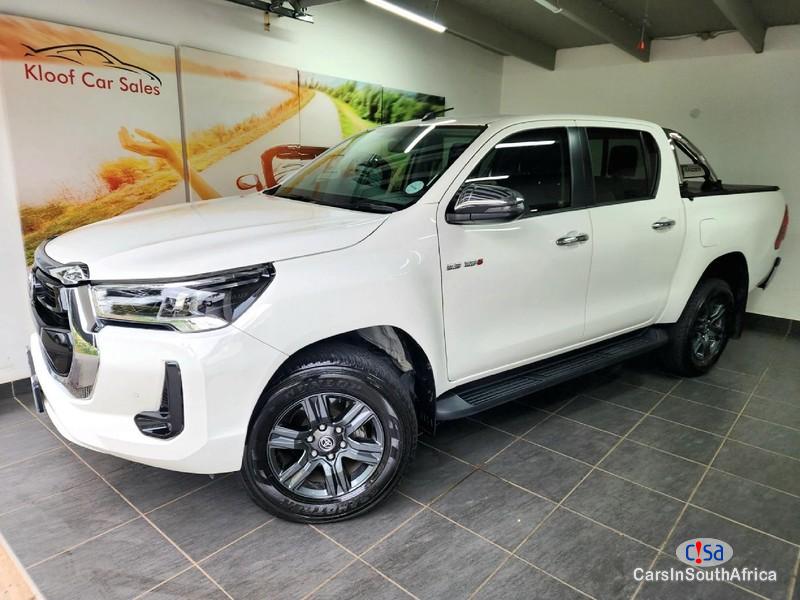 Toyota Hilux Automatic 2023 - image 11