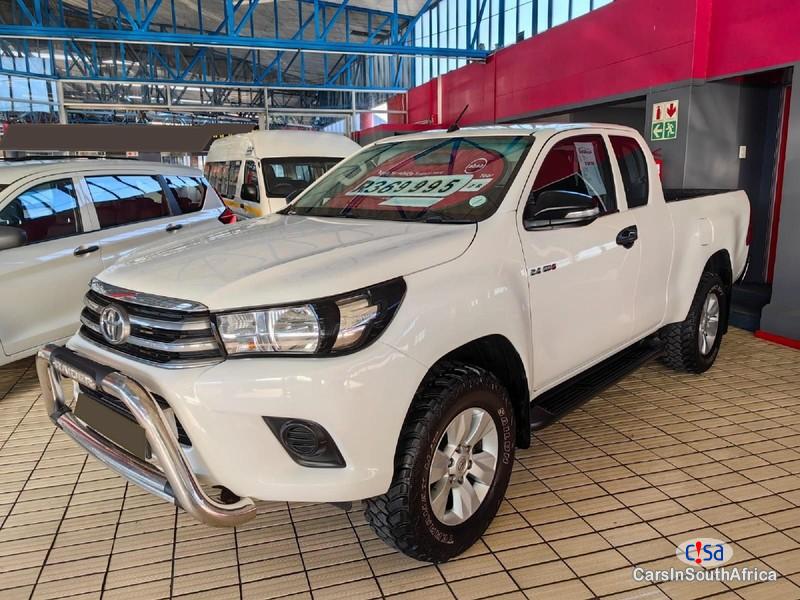 Toyota Hilux Manual 2016 in KwaZulu Natal