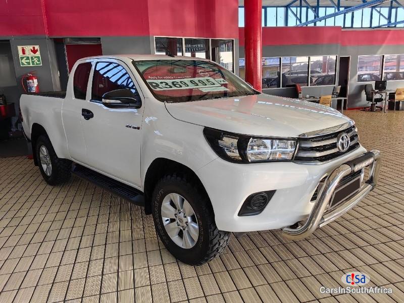 Toyota Hilux Manual 2016 in South Africa - image