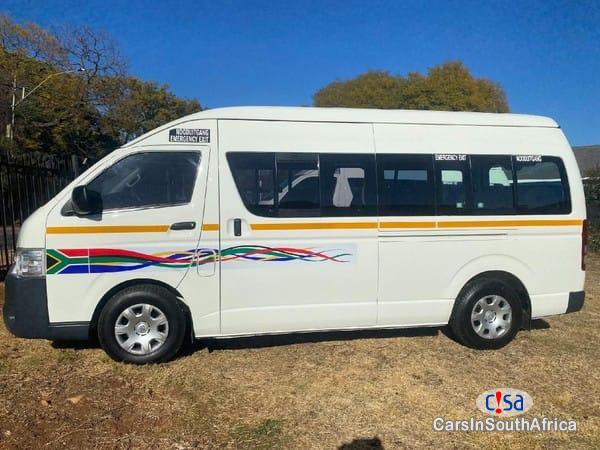 Toyota Quantum 2.5 Sesifikile 16 Seats ( +27 685845776 Manual 2018 - image 2