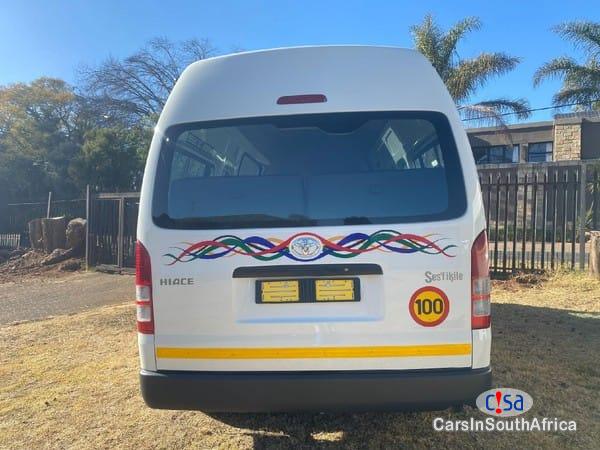 Toyota Quantum 2.5 Sesifikile 16 Seats ( +27 685845776 Manual 2018 - image 4