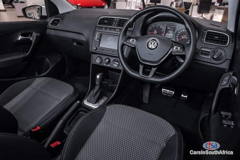 Volkswagen Polo Comfortline Bank Repossessed Car 1.4 Sedan Automatic 2018 - image 4