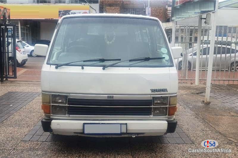 Toyota HiAce 2.2 Manual 2007 - image 2