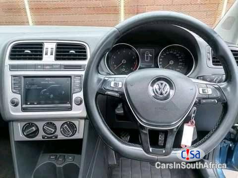 Volkswagen Polo Manual 2012 - image 15