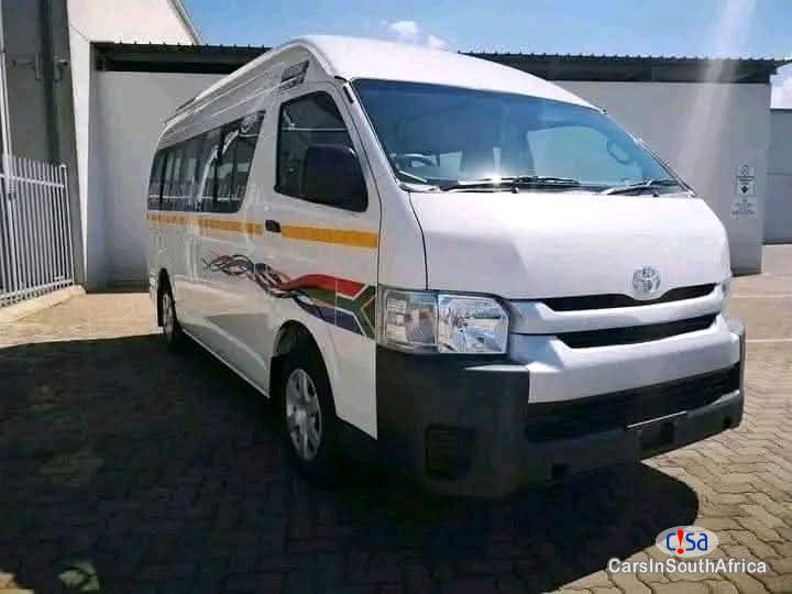 Toyota Quantum 2.5 D-4D Sesfikile 067 251 5460 Manual 2021 - image 2