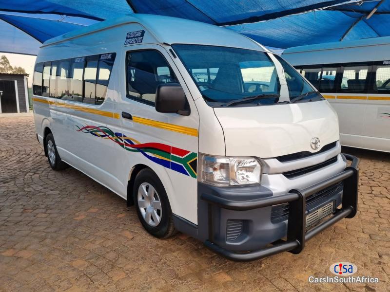 Picture of Toyota Quantum 2.5 D-4D Sesfikile 16-seat 067 251 5460 Manual 2020