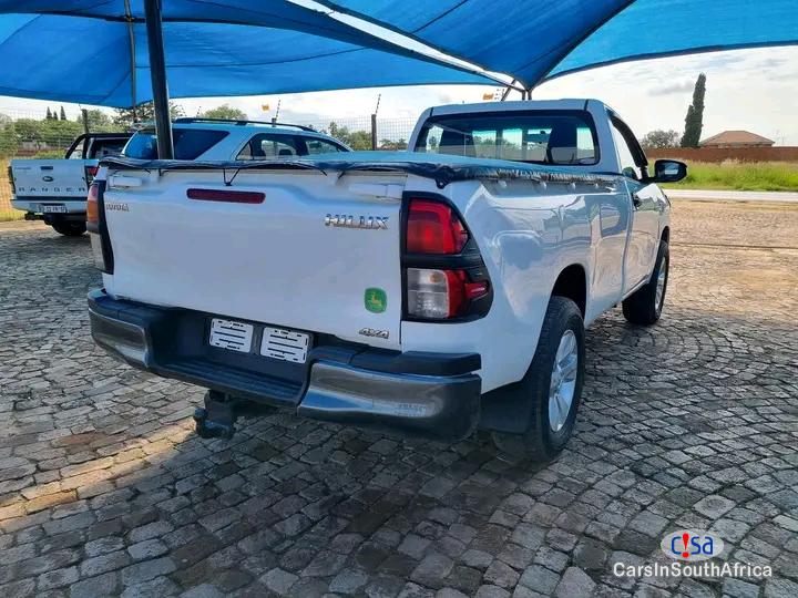 Toyota Hilux 2.4 GD-6 SRX 4x4 S/C Manual 2019