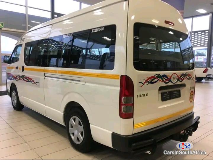 Toyota Quantum 2.5 D-4D Sesfikile 16-Seat Manual 2022