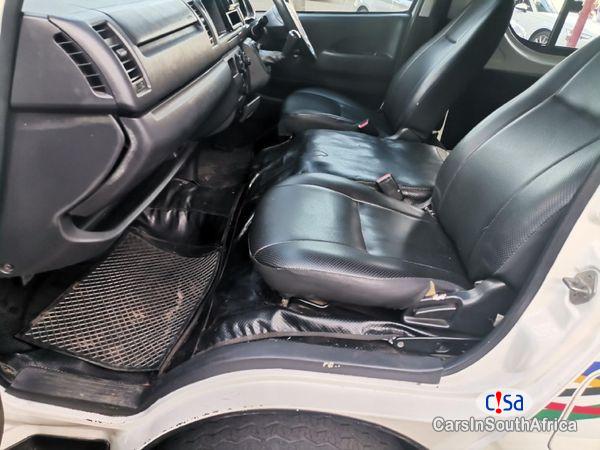 Toyota Quantum 2.5 D-4D Sesfikile 16-seat Manual 2018 in South Africa