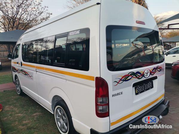 Toyota Quantum 2.5 D-4D Sesfikile 16-Seat Manual 2020 - image 2