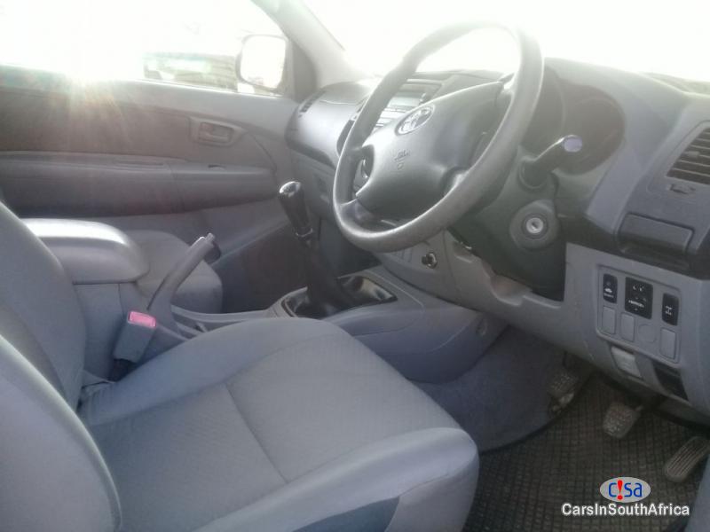 Toyota Hilux Manual 2014 in Northern Cape
