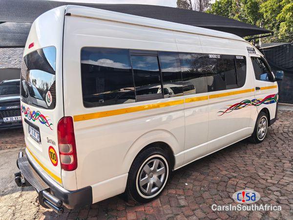 Toyota Quantum 2.5 D-4D Sesifikile 16 Seater 0685845776 Manual 2019 in South Africa