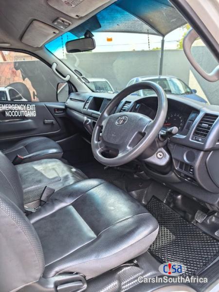 Picture of Toyota Quantum 2.5 D-4D Sesifikile 16 Seater 0685845776 Manual 2019 in Western Cape
