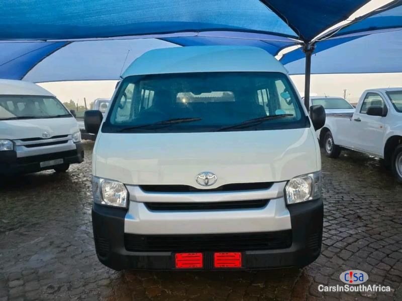 Toyota Quantum 2.5 D-4D Sesifikile 16 Seater / +27 685845776 Manual 2018 in Gauteng