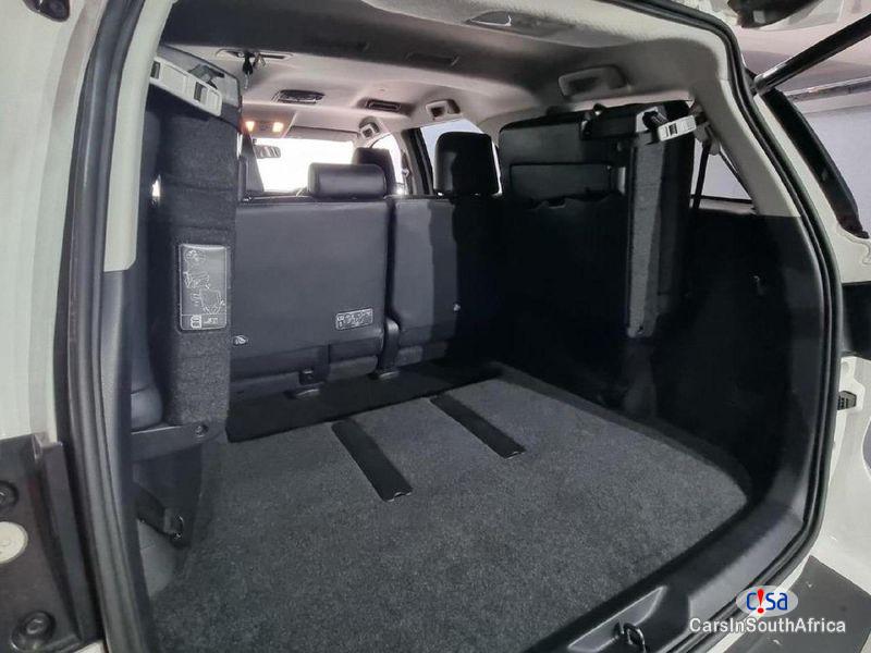 Toyota Fortuner 2.8 Automatic 2021 - image 2