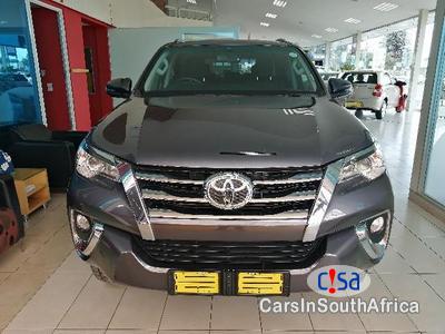 Pictures of Toyota Fortuner 2.0 Automatic 2018