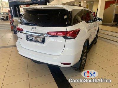 Toyota Fortuner 2.0 Automatic 2018 - image 3