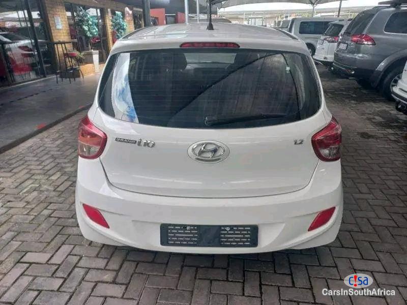 Hyundai i10 2020 Hyndai I10 1.2 Manual 0698183175 Manual 2020 - image 2