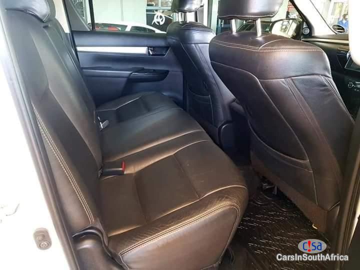 Toyota Hilux 2.8GD6 Auto...0679505805 Automatic 2018 - image 5