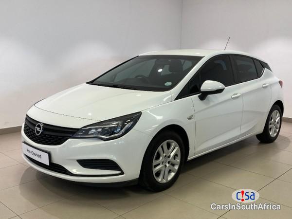 Opel Astra 1.0 T Assentia Manual 2019 in Gauteng