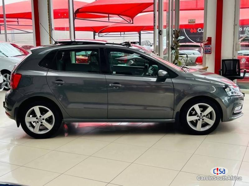 Volkswagen Polo 1.2 Tsi Manual 2017 - image 5