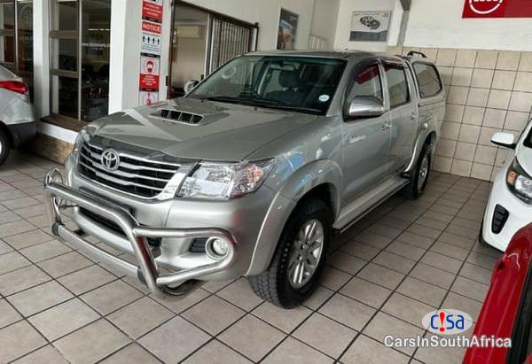 Toyota Hilux 3.0D4D Manual 2014 - image 2