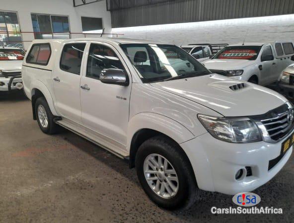 Toyota Hilux 3.0D4D Manual 2014 - image 3