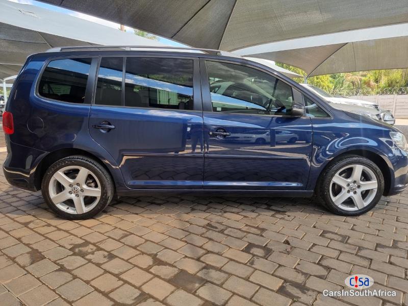Volkswagen Touran 1.6 TDI Automatic 2017 in Western Cape