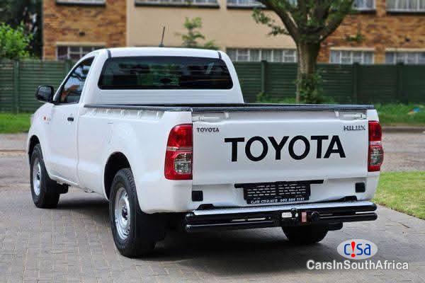 Toyota Hilux 2.5 D4-D Manual 2014 in South Africa