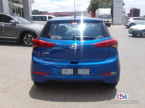Hyundai i20 Automatic 2015 - image 5