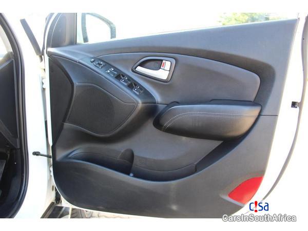 Hyundai ix35 Manual 2015 - image 12