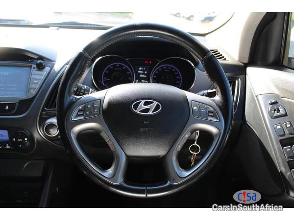 Hyundai ix35 Manual 2015 - image 9