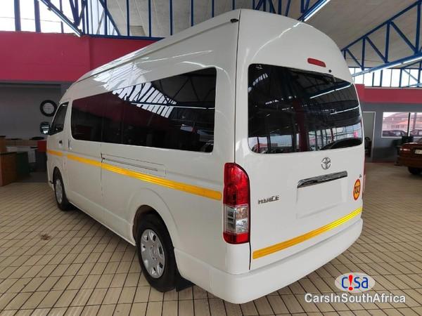 Toyota Quantum 2.5 Manual 2021 - image 4