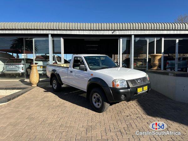 Picture of Nissan NP300 2.4i LWB 4x4 Single-Cab Manual 2014