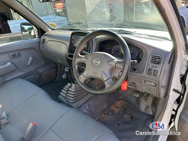 Nissan NP300 2.4i LWB 4x4 Single-Cab Manual 2014 in South Africa