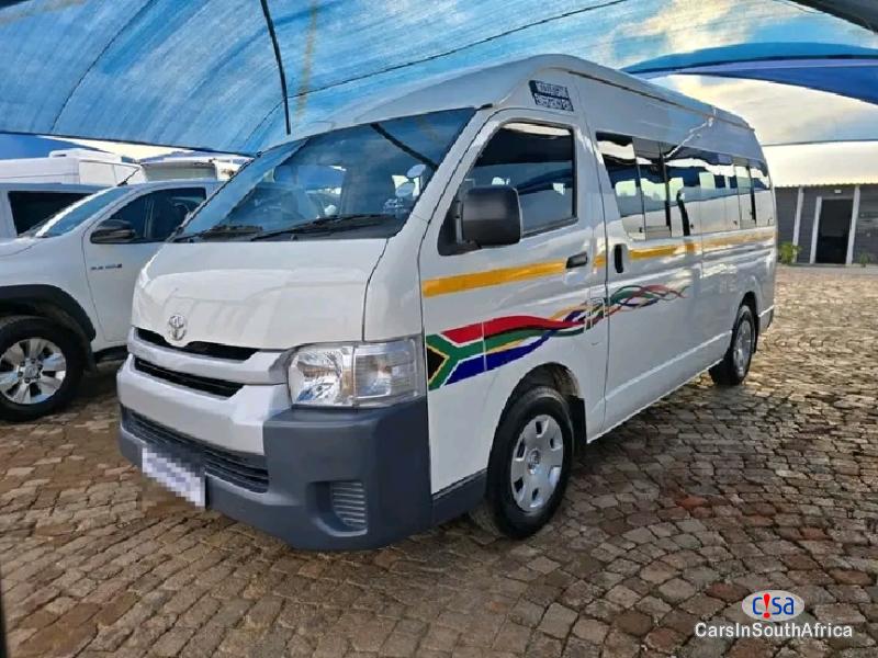 Picture of Toyota Quantum 2.5 D-4D Sesfikile 16-Seat Manual 2020