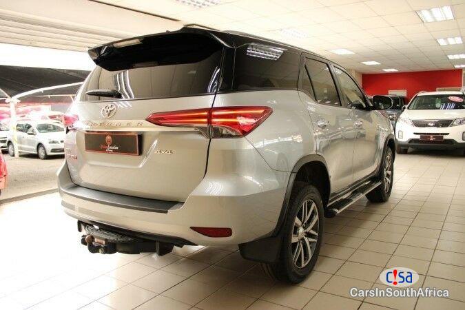 Toyota Fortuner Automatic 2017 - image 6