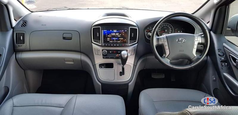 Hyundai H-1 2.5 Automatic 2018 - image 5