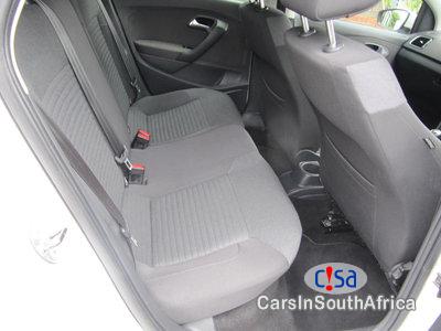 Volkswagen Polo 1.2 Manual 2016 - image 4