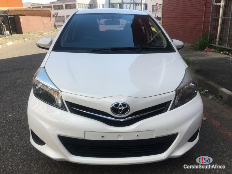 Toyota Yaris 1.4 Manual 2015 - image 4