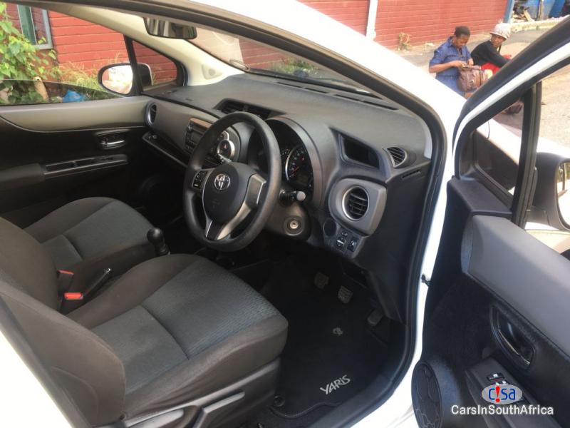 Toyota Yaris 1.4 Manual 2015 - image 5